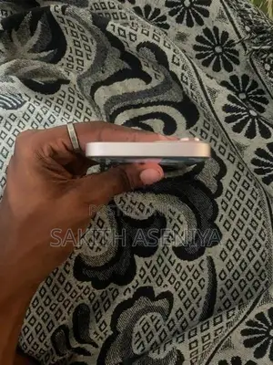Apple iPhone 13 128GB (Used)