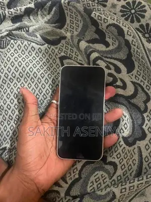 Apple iPhone 13 128GB (Used)