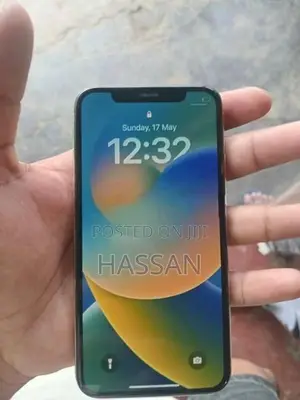 Apple iPhone X (Used)