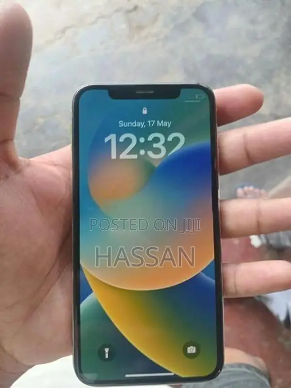 Apple iPhone X (Used)