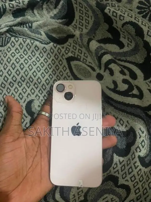 Apple iPhone 13 128GB (Used)