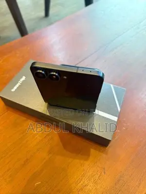 Samsung Galaxy Z Flip 7 256GB (Used)