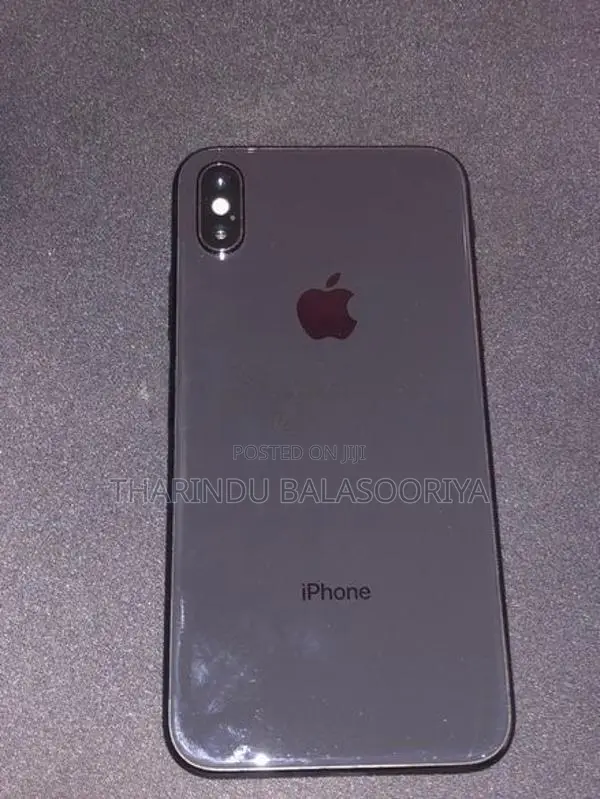 Apple iPhone X (Used)