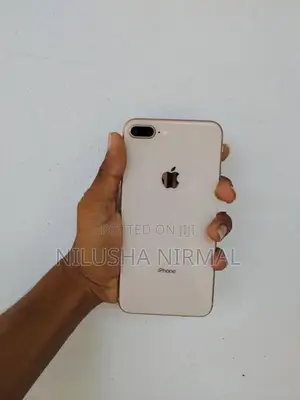Apple iPhone 8 (Used)
