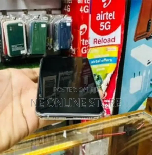 Apple iPhone 11 Pro (Used)