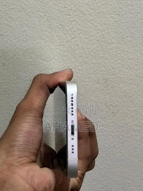 Apple iPhone 14 (Used)