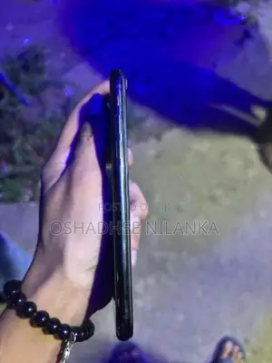 Apple iPhone X (Used)