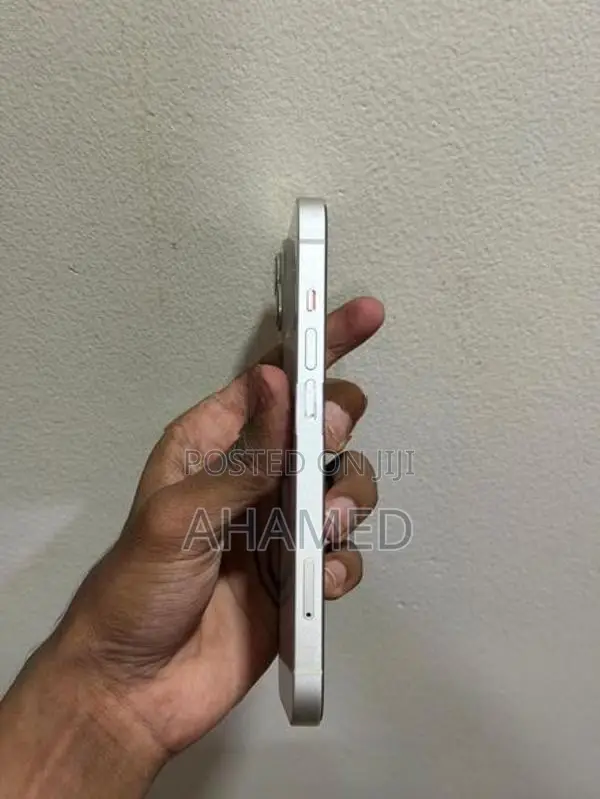 Apple iPhone 14 (Used)