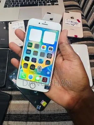 Apple iPhone 8 (Used)