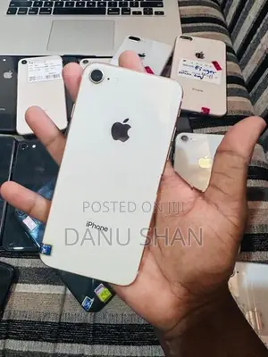 Apple iPhone 8 (Used)