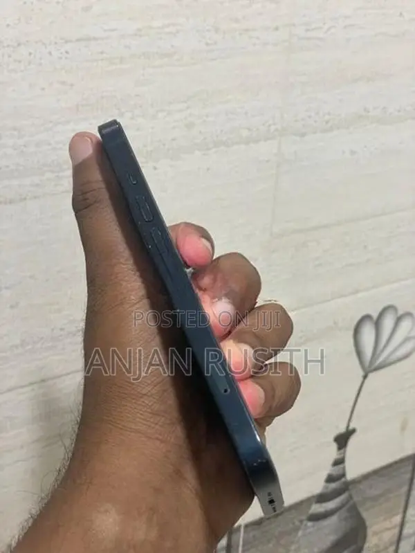Apple iPhone 14 (Used)