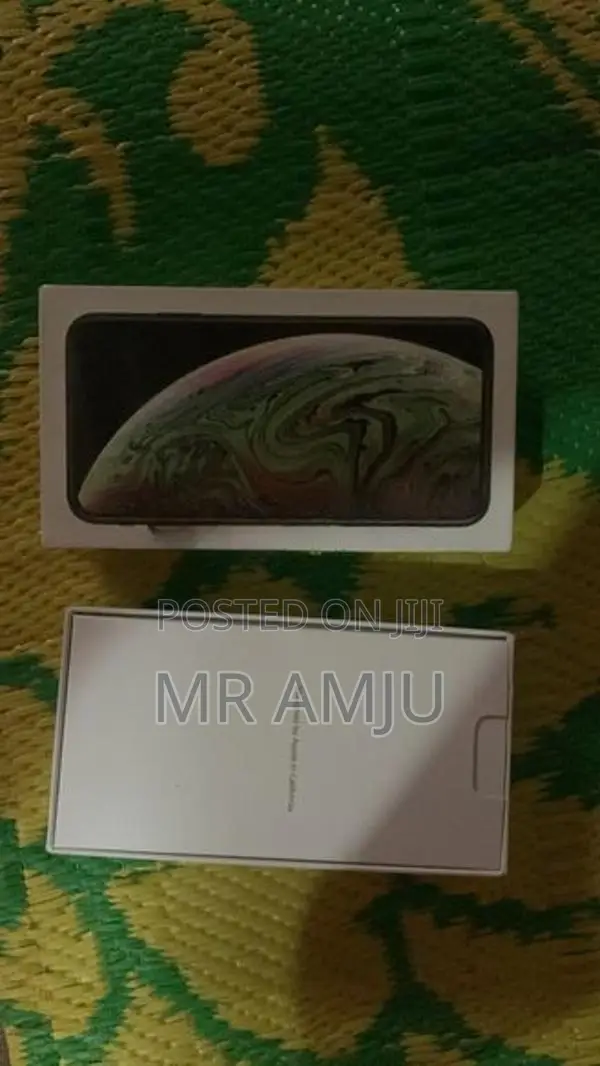 Apple iPhone XS Max (Used)