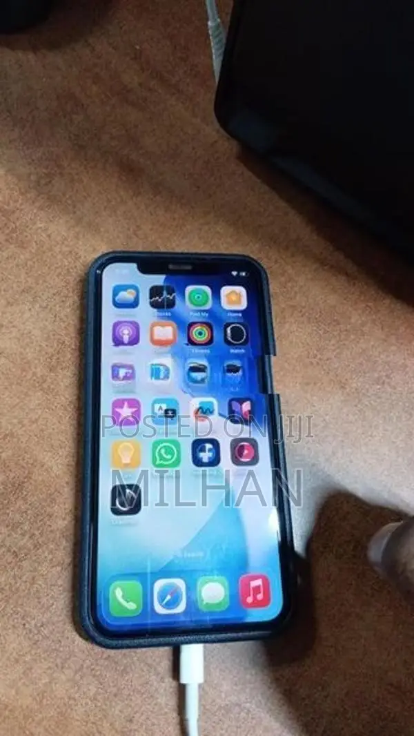 Apple iPhone 11 Pro 256GB (Used)