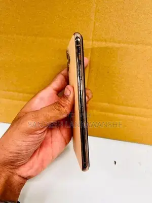 Apple iPhone 11 Pro 512GB Gold (Used)