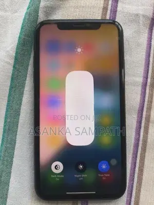 Apple iPhone XR 128GB (Used)