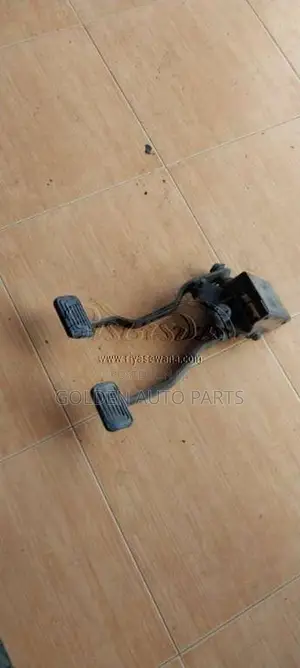 Mitsubishi 4dr5 Jeep Recondition hand break for Other
