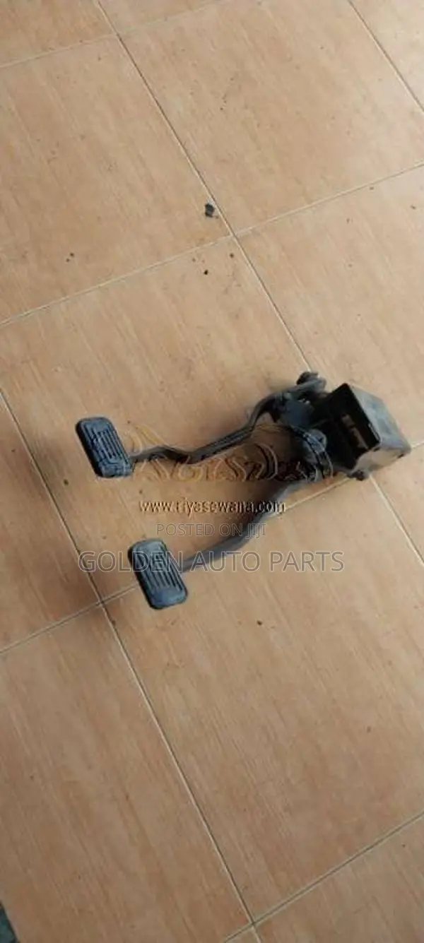 Mitsubishi 4dr5 Jeep Recondition hand break for Other
