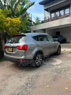 DFSK Glory 580 2021 SUV (Used)