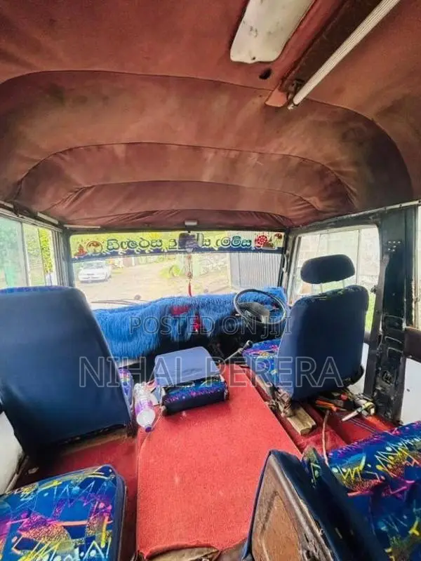 Isuzu Journey 1984 Bus (Used)