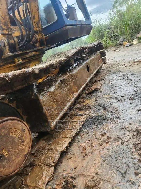Komatsu 120-3 1998 Heavy-Duty (Used)