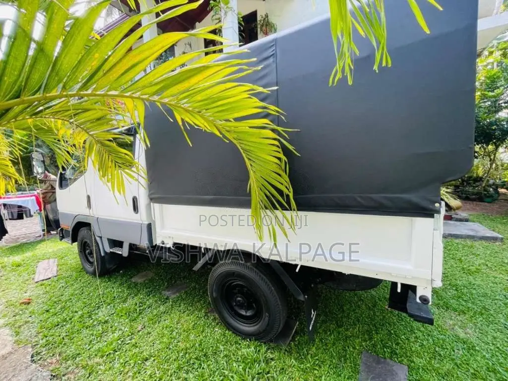 Mitsubishi Canter 2005 Crew Cab (Used)