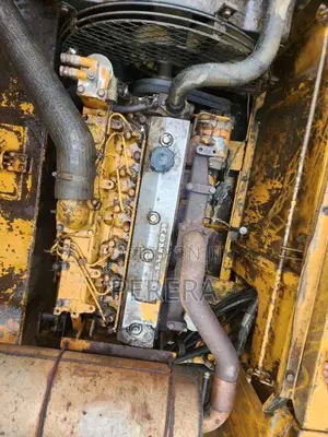 Komatsu 120-3 1998 Heavy-Duty (Used)