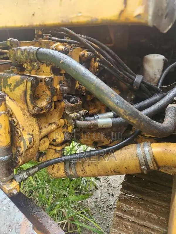 Komatsu 120-3 1998 Heavy-Duty (Used)