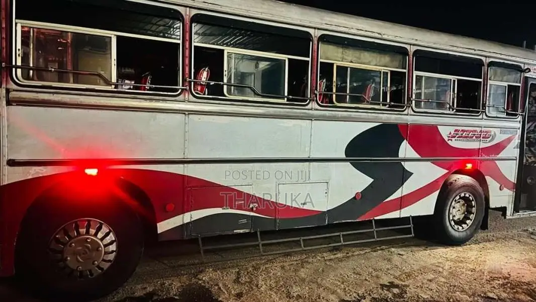 Ashok-Leyland Leyland 2008 Bus (Used)
