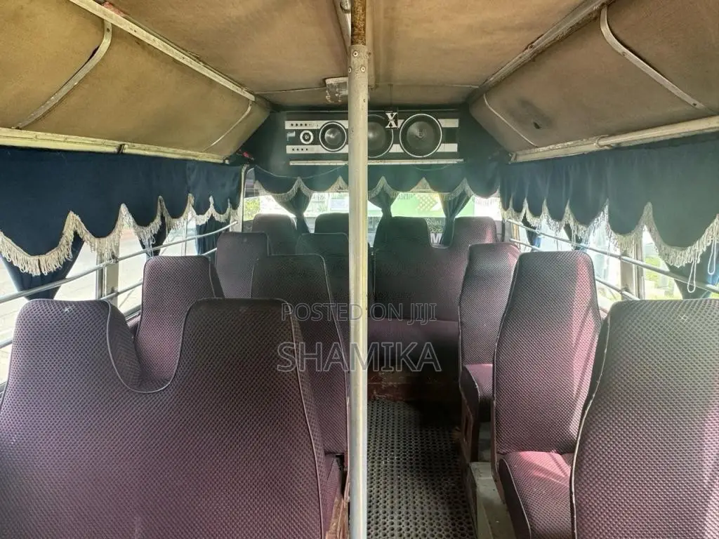 Mitsubishi Rosa 1980 Bus (Used)