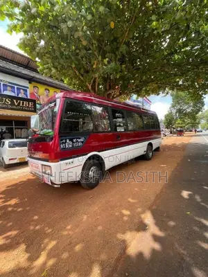 Mitsubishi Baby Rosa 1992 Bus (Used)