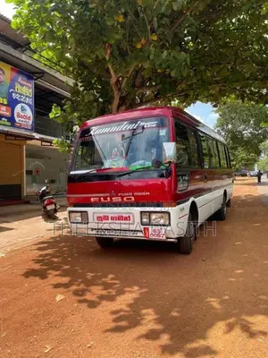 Mitsubishi Baby Rosa 1992 Bus (Used)