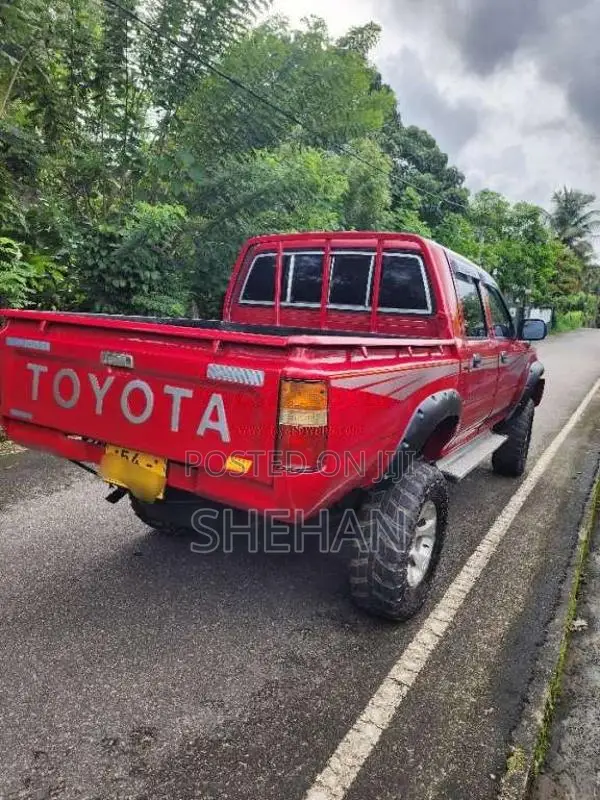 Toyota Hilux LN106 1990 Pickup (Used)