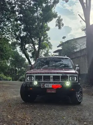 Isuzu Double Cab 1986 Pickup (Used)