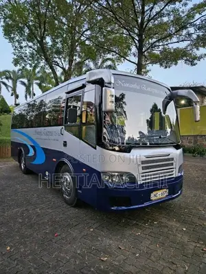 Ashok-Leyland Leyland 2016 Bus (Used)