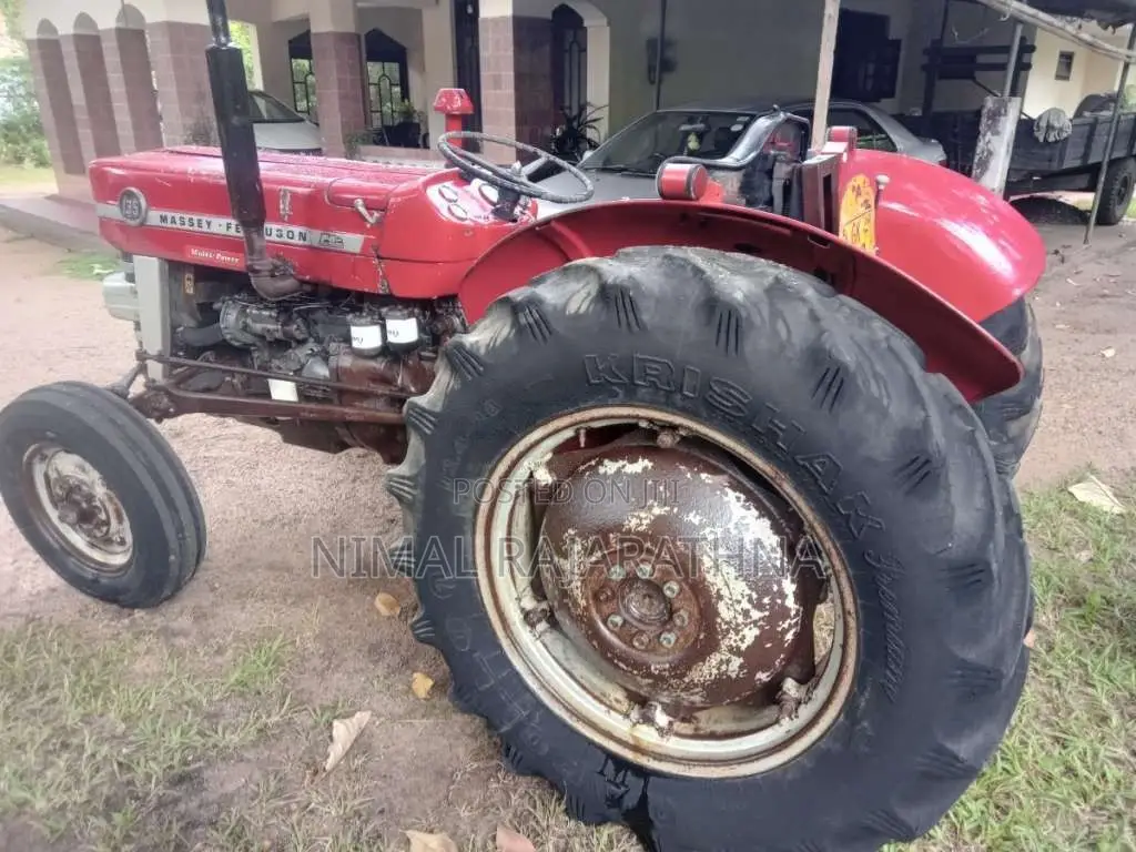 Massey-Ferguson 135 D 1988 Tractor (Used)