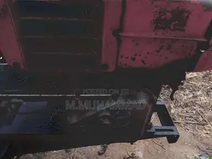 Kubota L4508 1990 Tractor (Used)