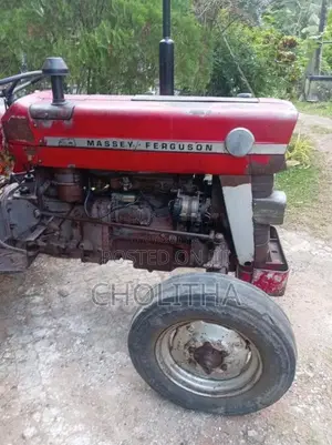 Massey-Ferguson 135 DL 1980 Tractor (Used)