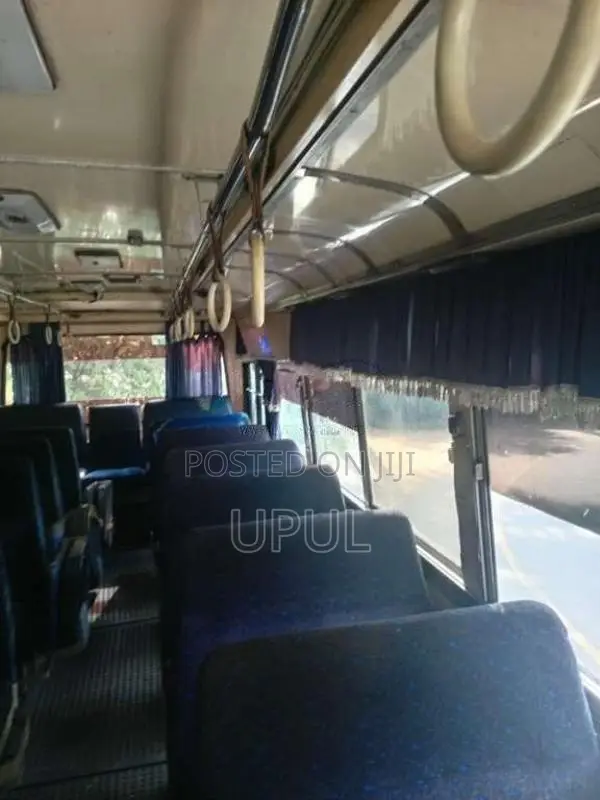 Isuzu Journey 1990 Bus (Used)