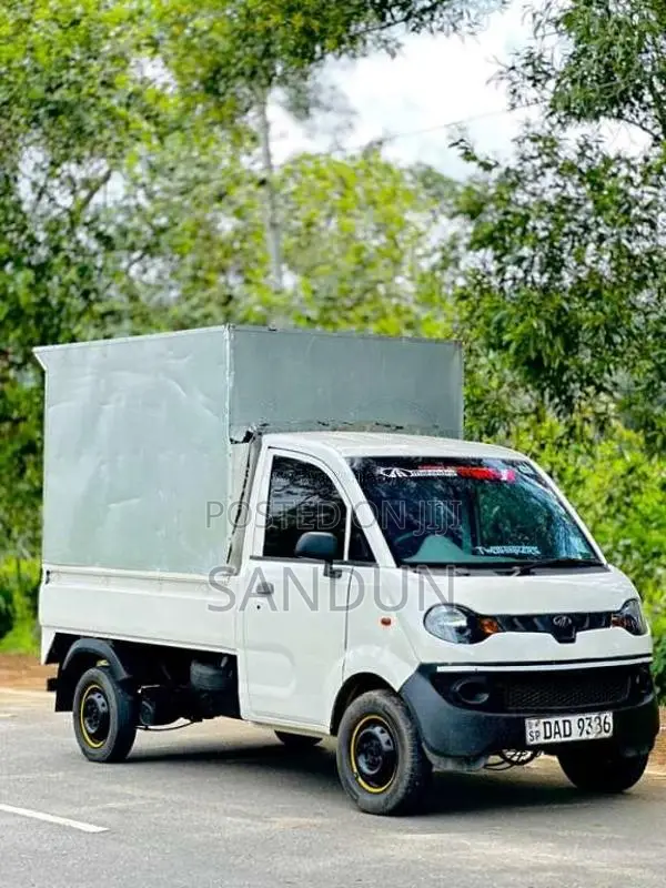 Mahindra Jeeto 2016 Lorry (Used)