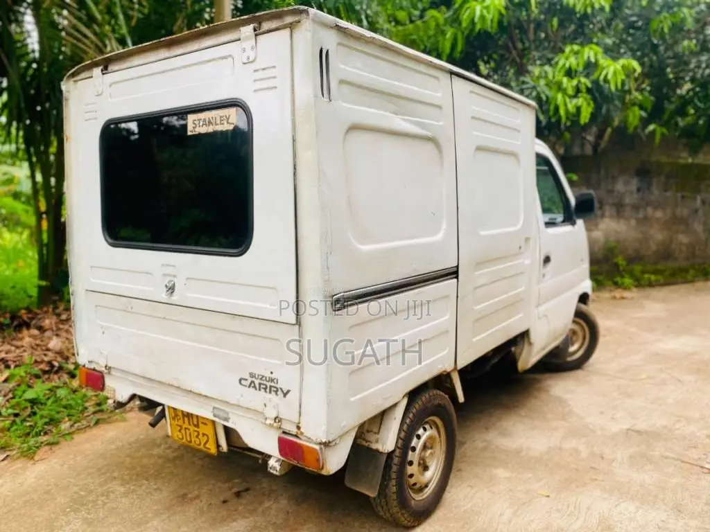 Suzuki Carry 2000 Lorry (Used)
