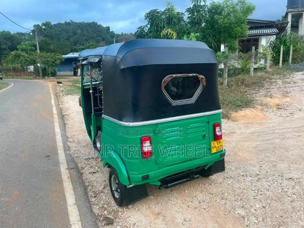 Bajaj RE 2011 Three Wheel (Used)