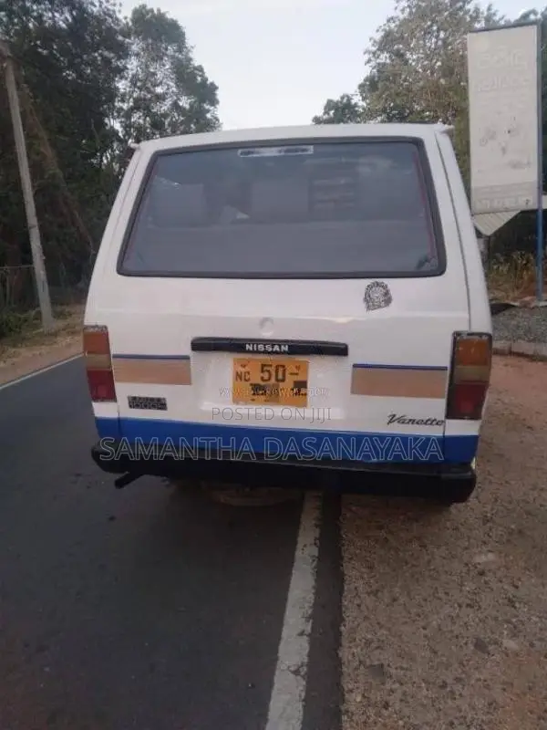Nissan Vanette 1983 Van (Used)