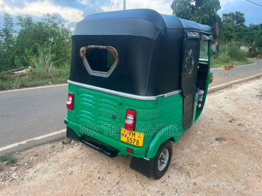 Bajaj RE 2011 Three Wheel (Used)