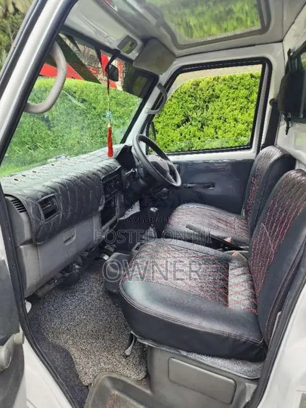 Mitsubishi MiniCab 2007 Lorry (Used)