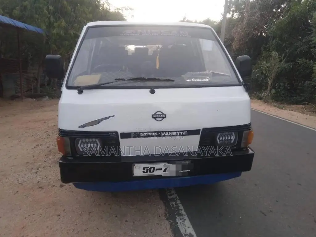 Nissan Vanette 1983 Van (Used)