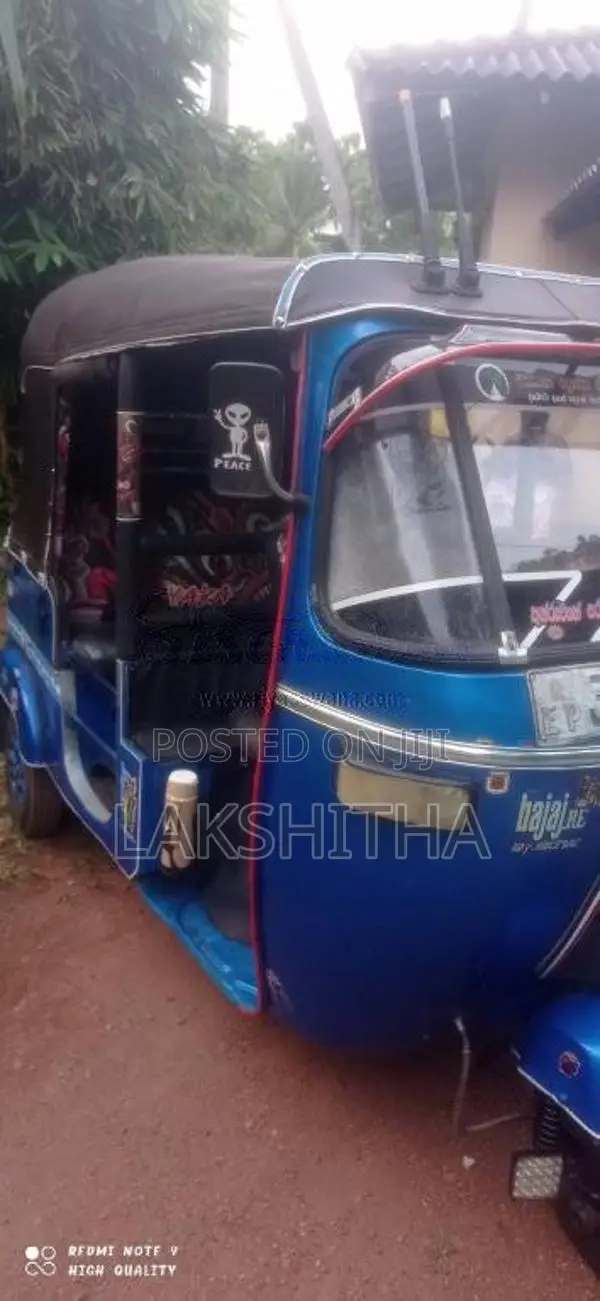Bajaj RE 2005 Three Wheel (Used)