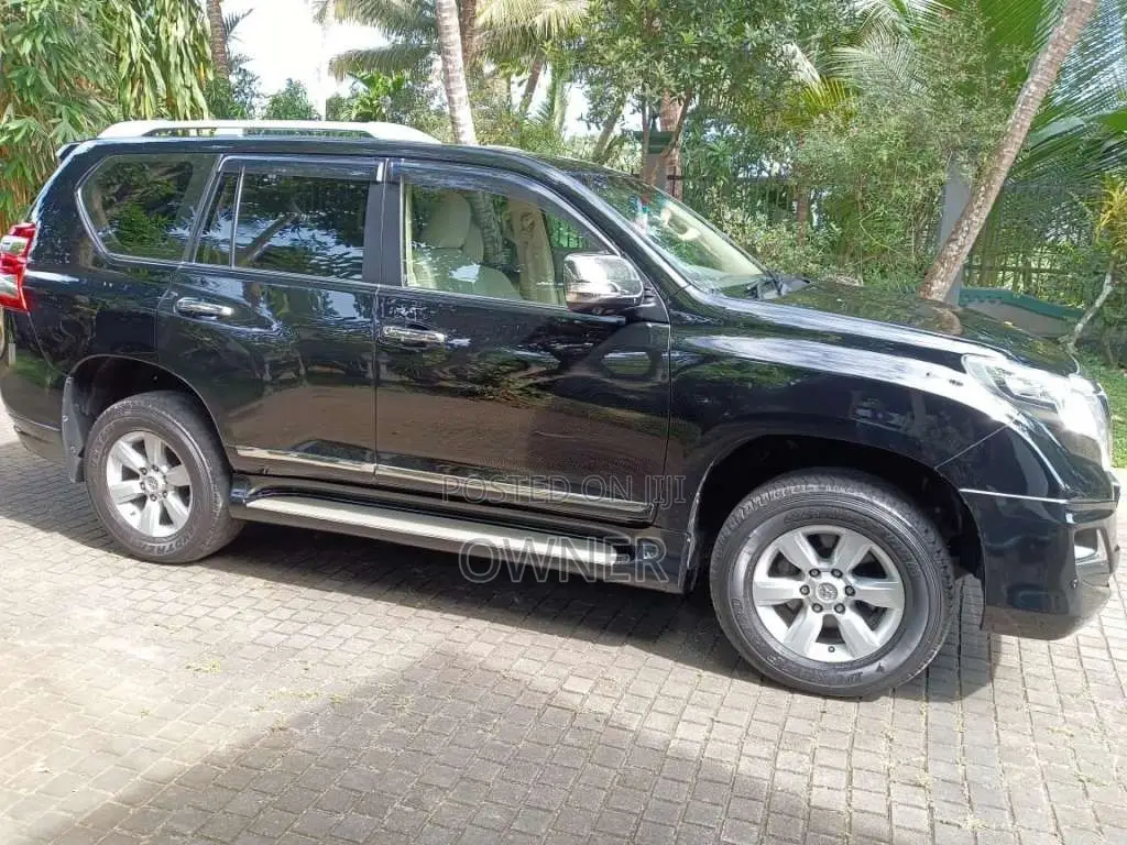 Toyota Landcruisr Prado 2015 SUV (Used)
