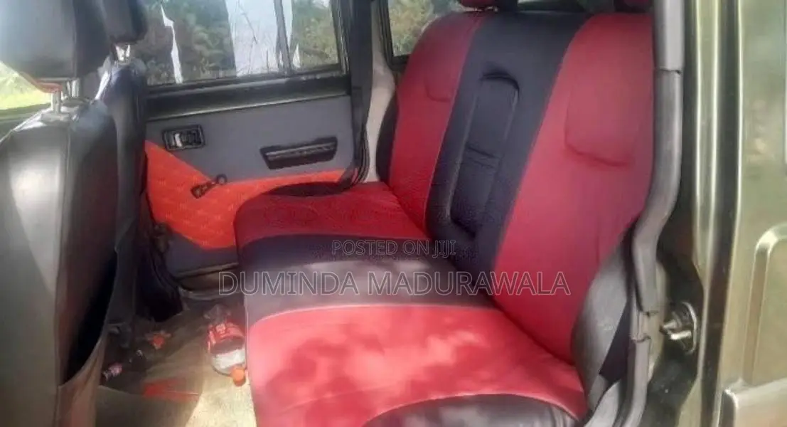 Mahindra Bolero LX Jeep 2005 Pickup (Used)