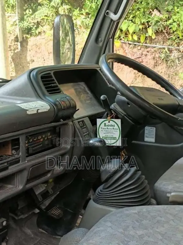 Isuzu NHR 69E 2004 Lorry (Used)