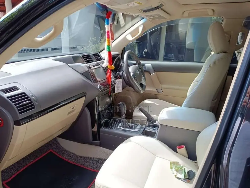 Toyota Landcruisr Prado 2015 SUV (Used)